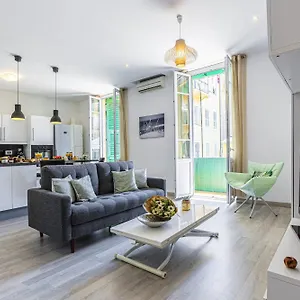  Appartement Guisol - Typical 3 Bedroom Ac Near Port France